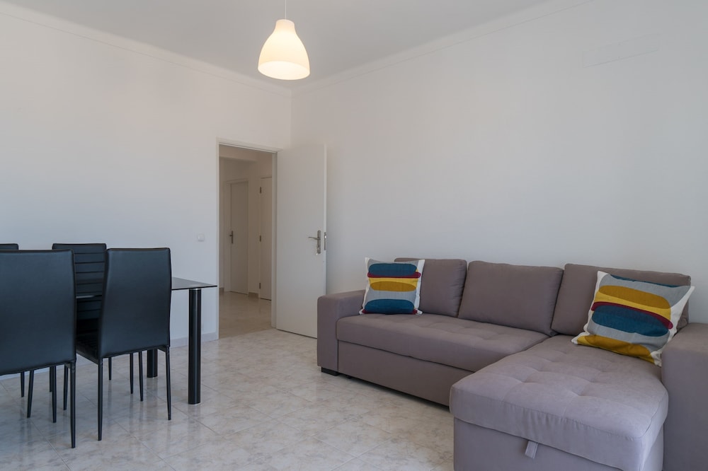 Apartment, 2 Bedrooms, Terrace, Ocean View photo 1