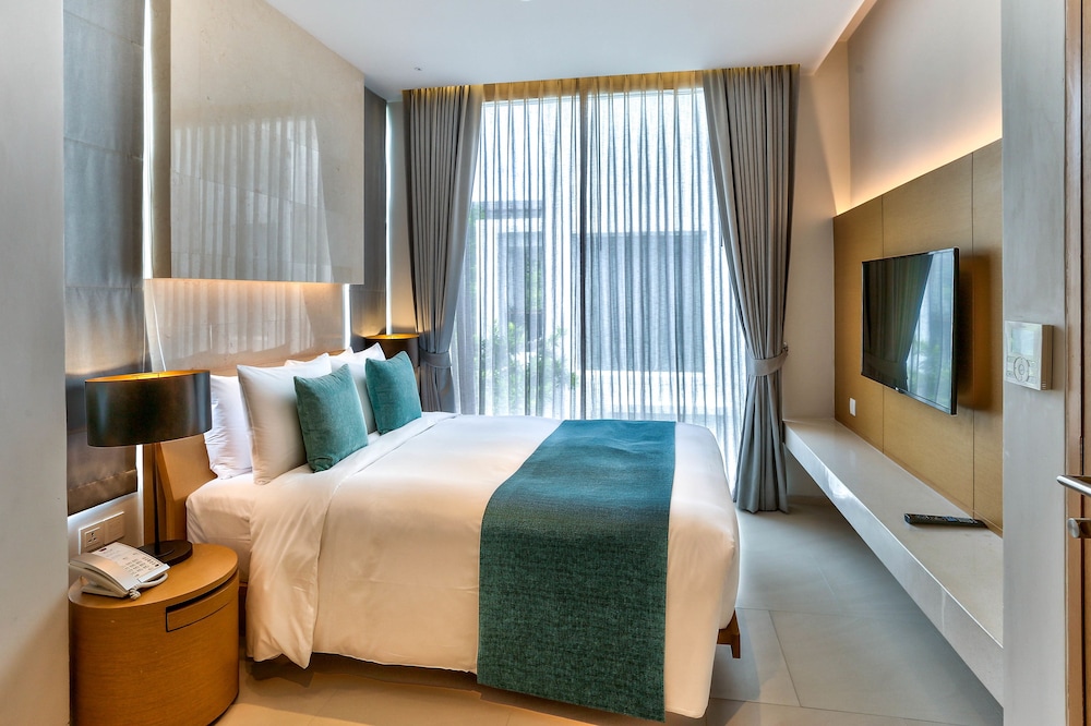 Two-Bedroom Suite Garden View