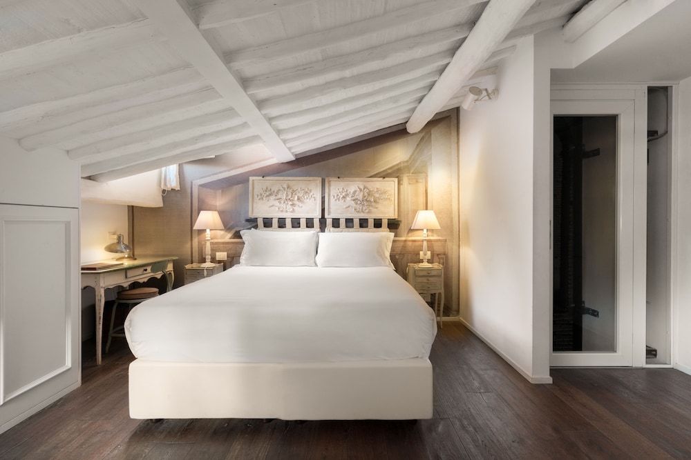 Executive Room photo 2