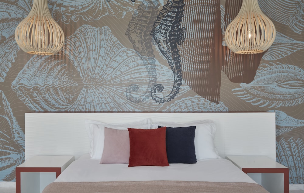 Superior Sea View Suite - Photo 9