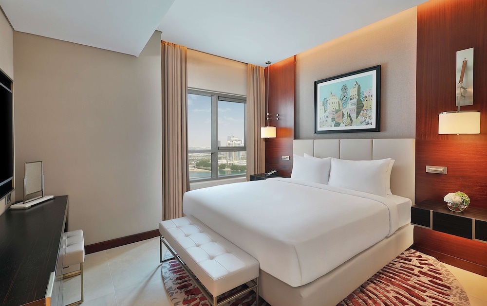 Suite, 1 Bedroom - Photo 1