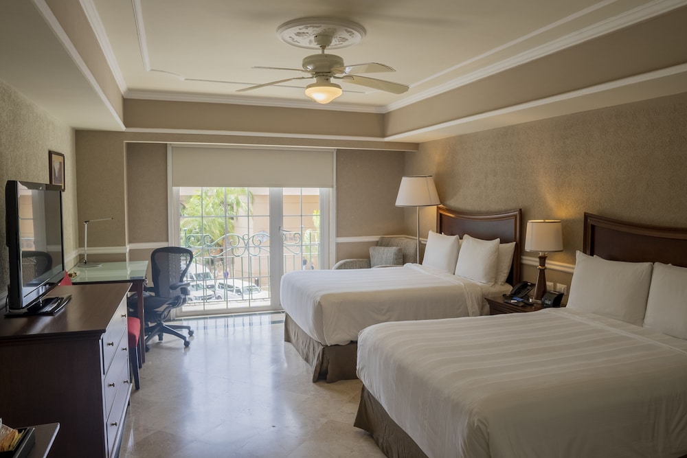 Room, 2 Double Beds (Colonial Design) - Photo 3