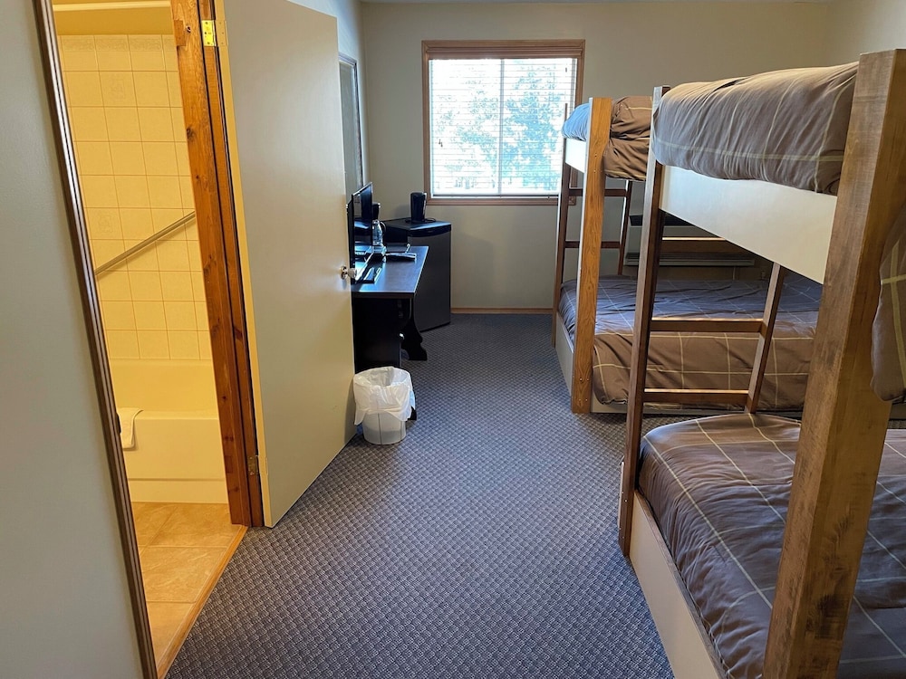 Room 1 photo 1
