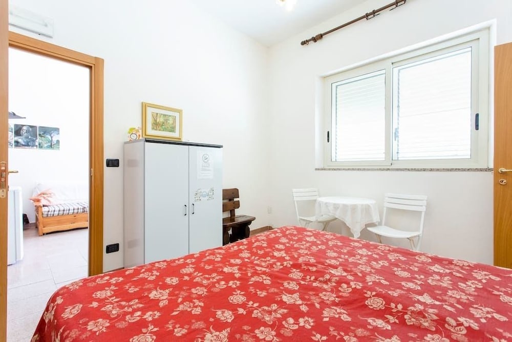 Deluxe Double or Twin Room, Garden View photo 1