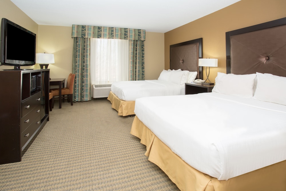 Suite, 1 Bedroom - Photo 3