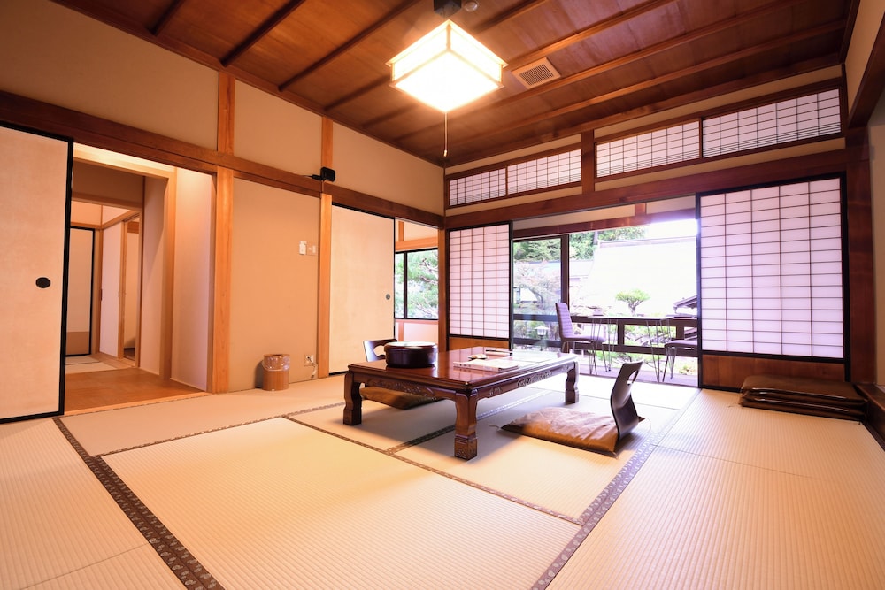 Japanese-Style Deluxe Family Room with Private Shower and Toilet, Non-Smoking photo 1