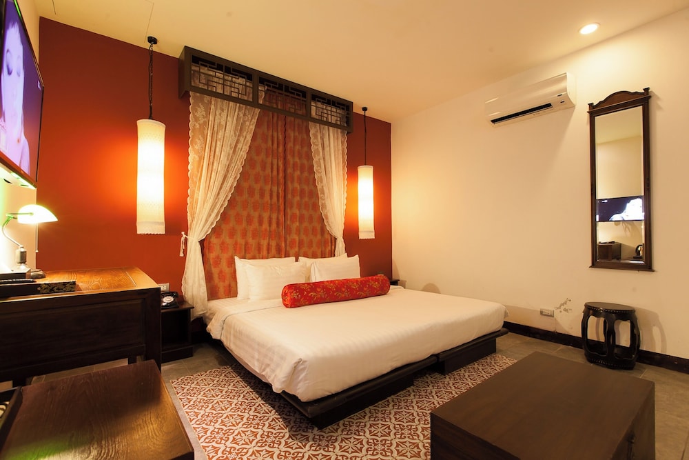 Deluxe Room - Photo 1