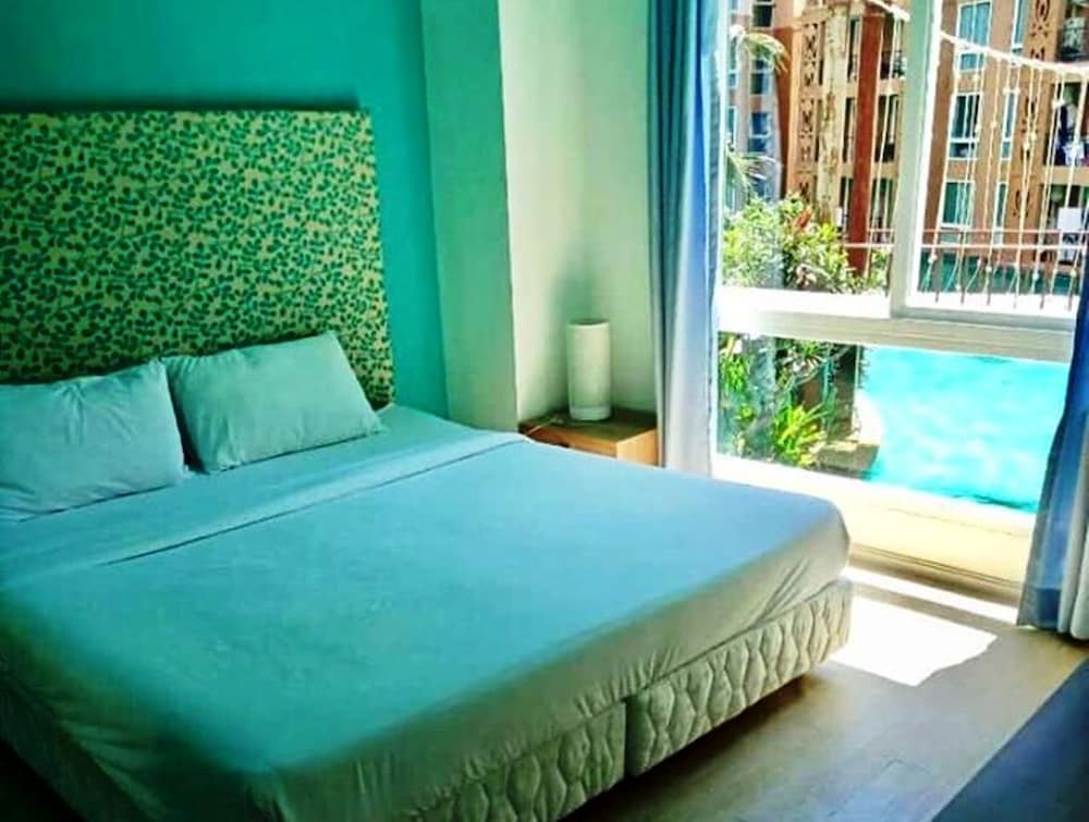 Deluxe Condo, 1 Bedroom, Pool View, Tower photo 1
