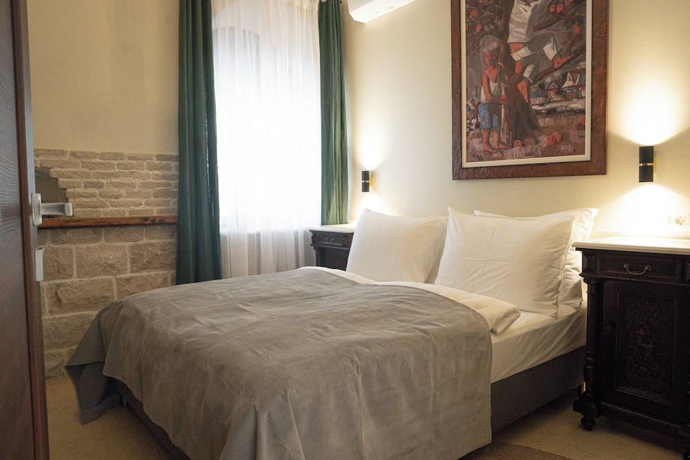 Suite, Sea View, Ground Floor