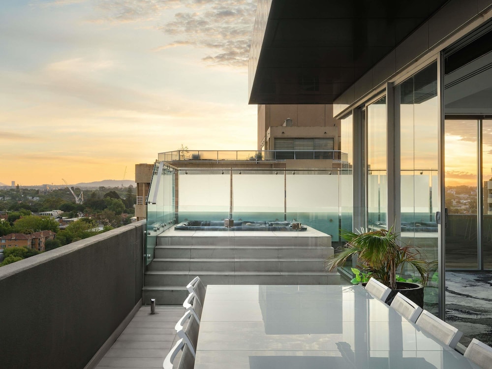 Penthouse (John Olsen Penthouse)