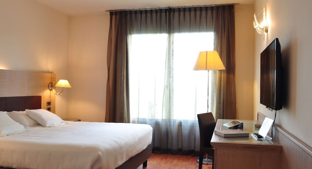 Superior Double Room - Photo 4
