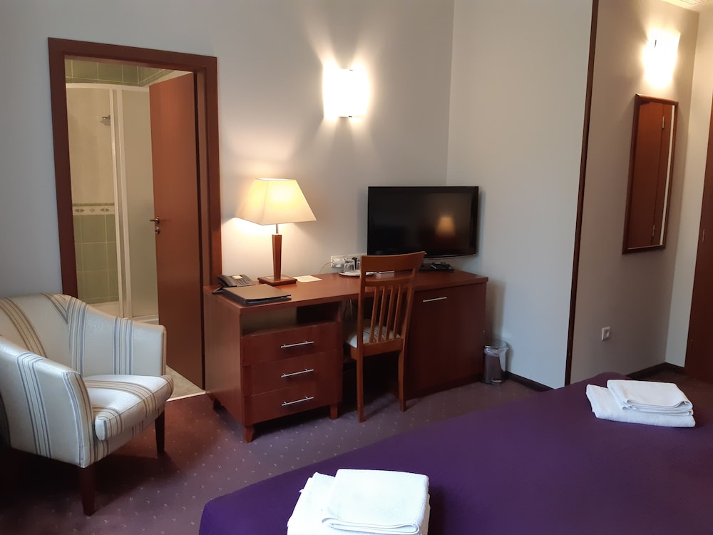 Standard Double Room photo 2
