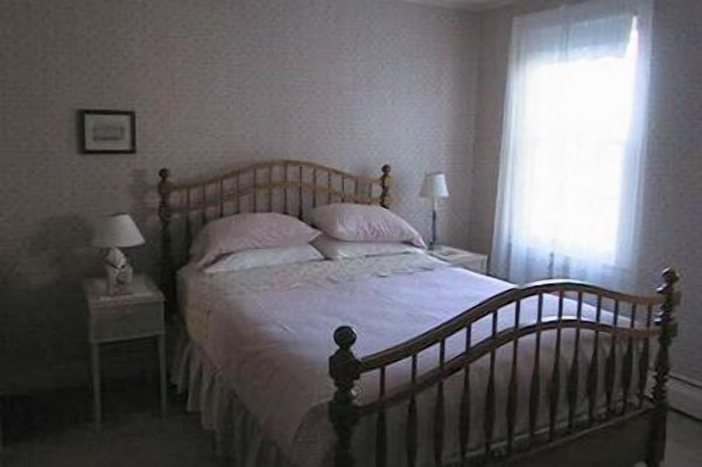 The Rose Room photo 2