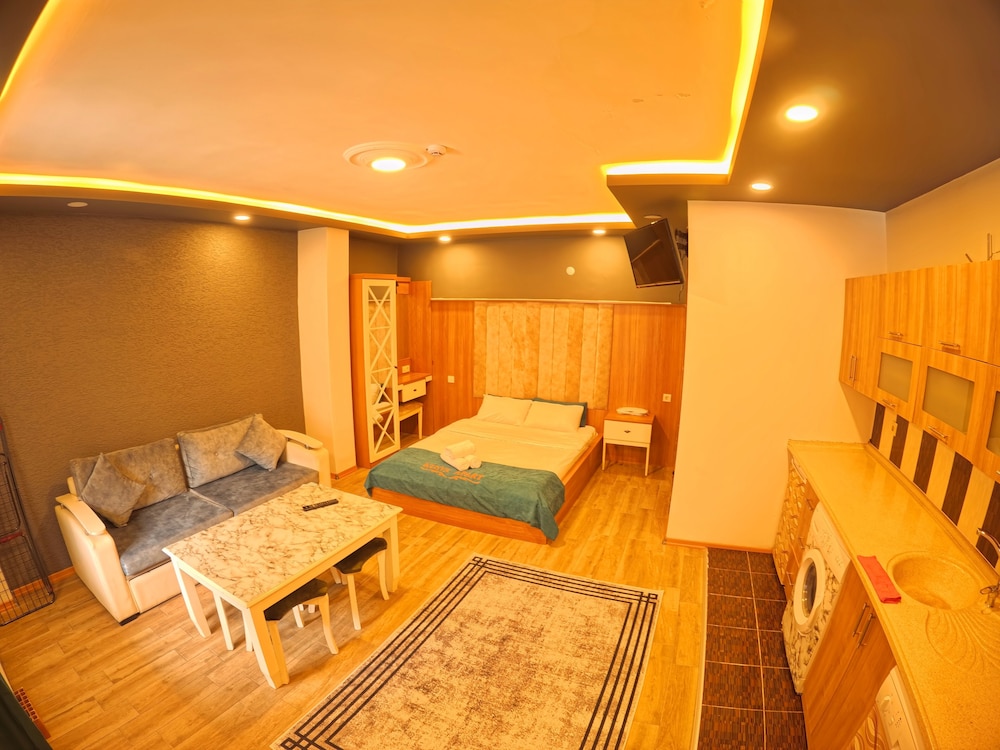 Apartment, 1 Bedroom, Ground Floor photo 3