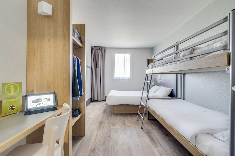 Quadruple Room, Non Smoking photo 2