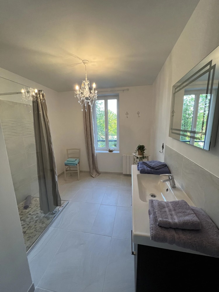 Classic Triple Room - Photo 5