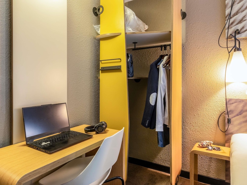 Standard Room, 2 Twin Beds - Photo 4