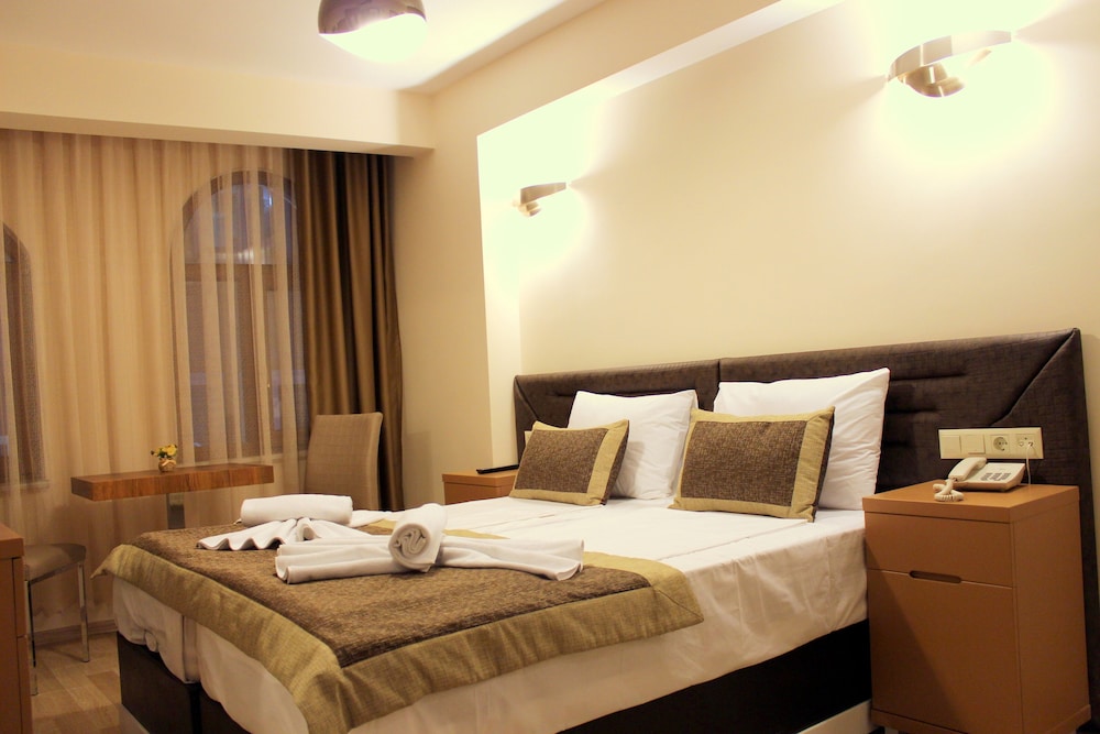 Premium Twin Room, 2 Bedrooms, Connecting Rooms photo 3