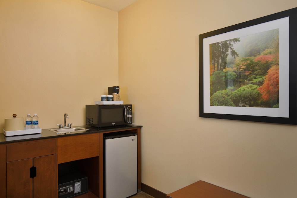 Executive Suite, 1 Bedroom - Photo 3