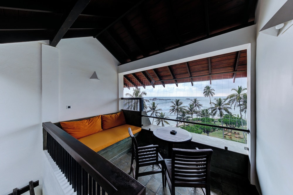 Superior King Ocean View with Balcony - Discounts (10% on Food and Beverage, 15% on SPA) photo 2