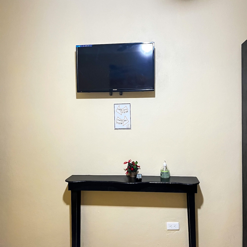 Classic Quadruple Room photo 3