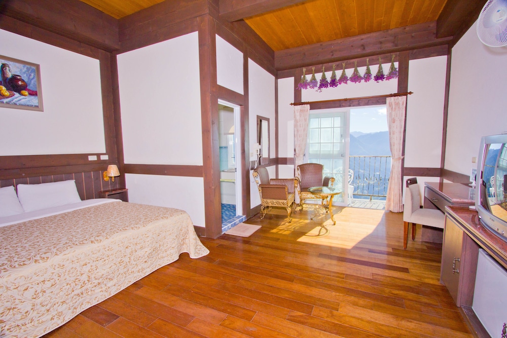 Standard Double Room, Mountain View photo 2
