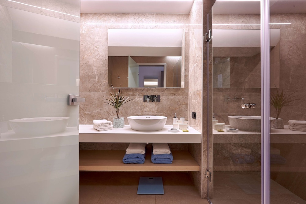 Junior Suite, Sea View - Photo 8