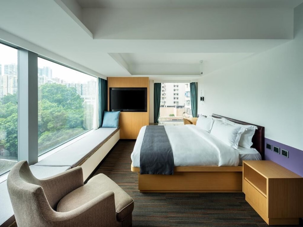 Studio King Room
