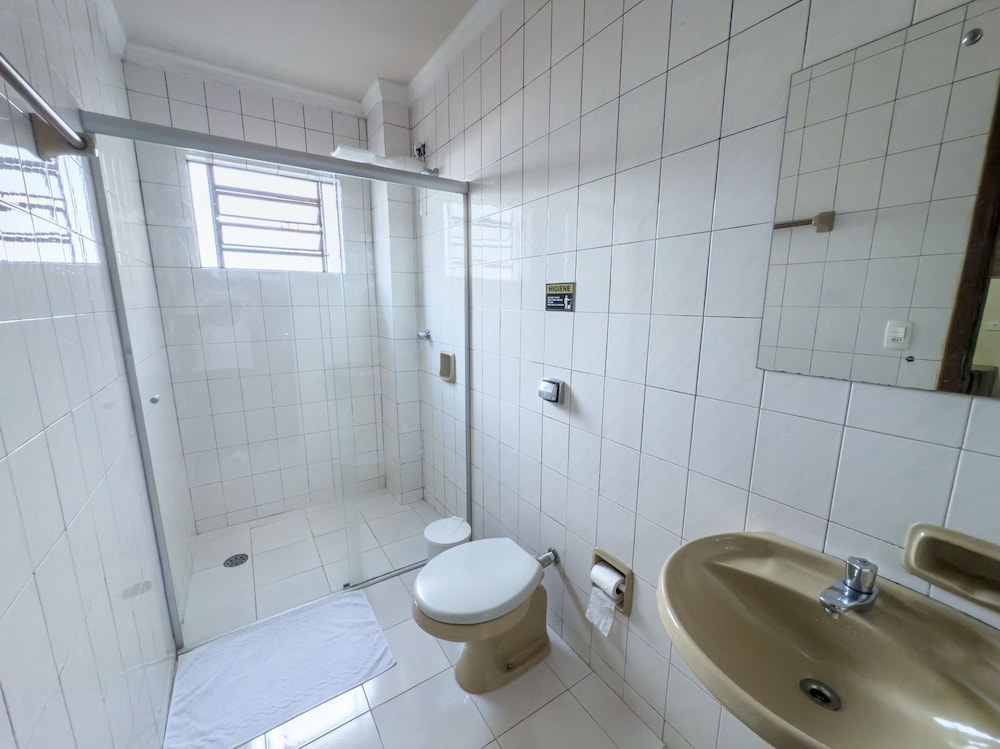 Deluxe Triple Room photo 3