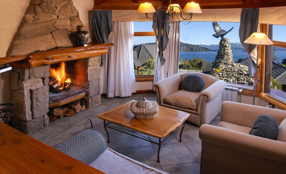 Cabin, Kitchen, Lake View photo 1