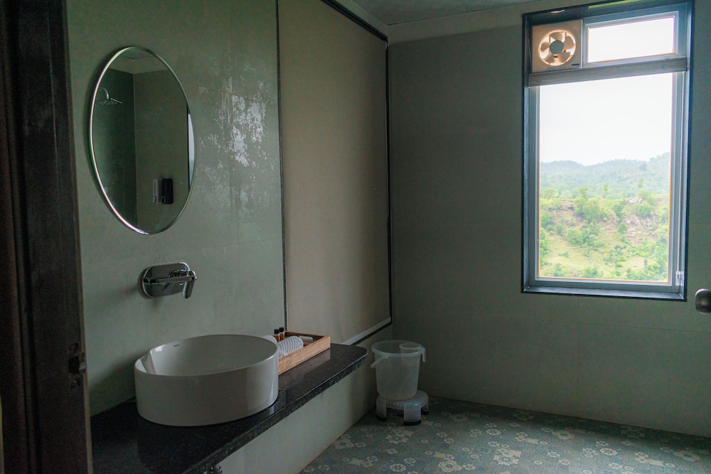 Deluxe Double Room - Photo 24