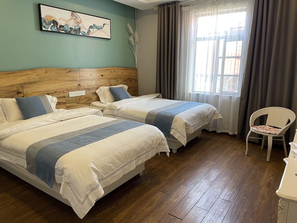 Deluxe Double or Twin Room photo 1