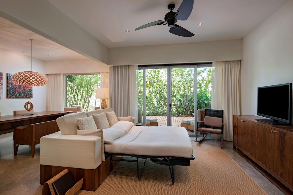 Presidential Suite, 1 King Bed with Sofa bed, Ocean View photo 2