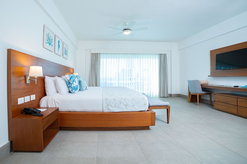 Apartment, 1 Bedroom, Pool View
