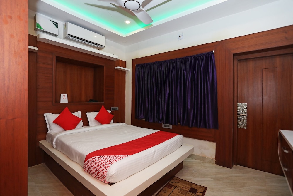 Deluxe Double or Twin Room, 1 King Bed photo 3