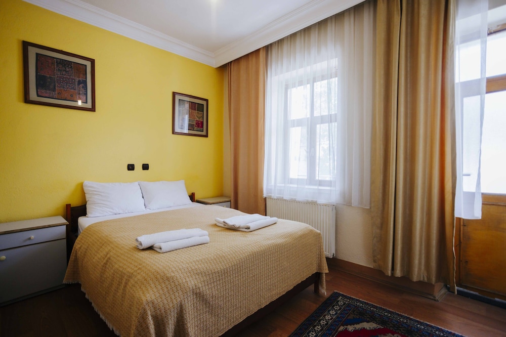 Standard Double Room photo 1