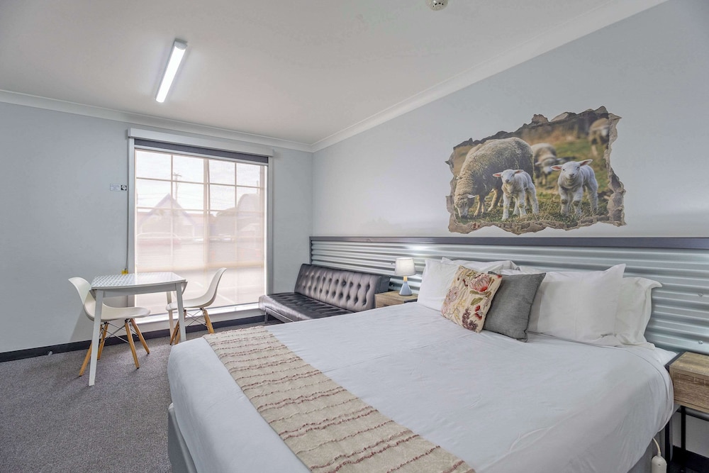 Standard Room, Multiple Beds, Non Smoking