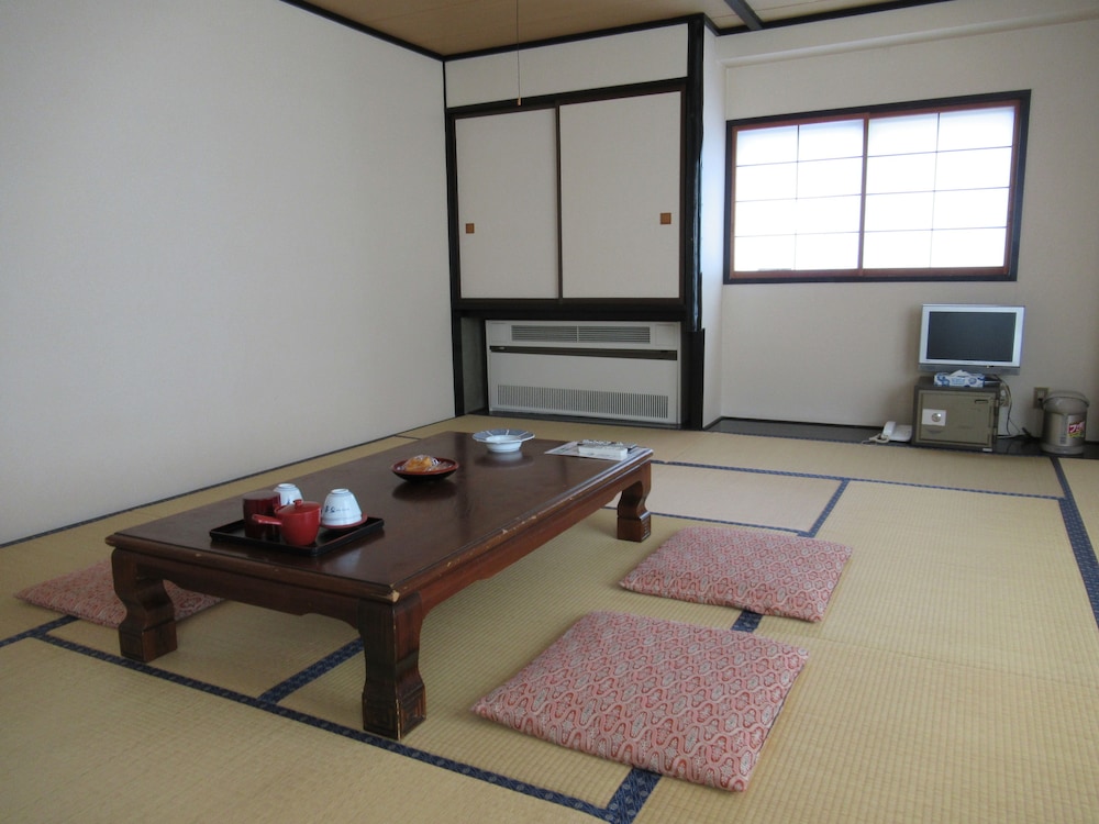 Japanese Style Room with Private Bathroom photo 3