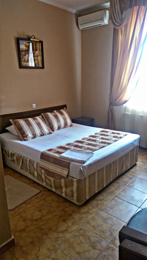Superior Double or Twin Room photo 2