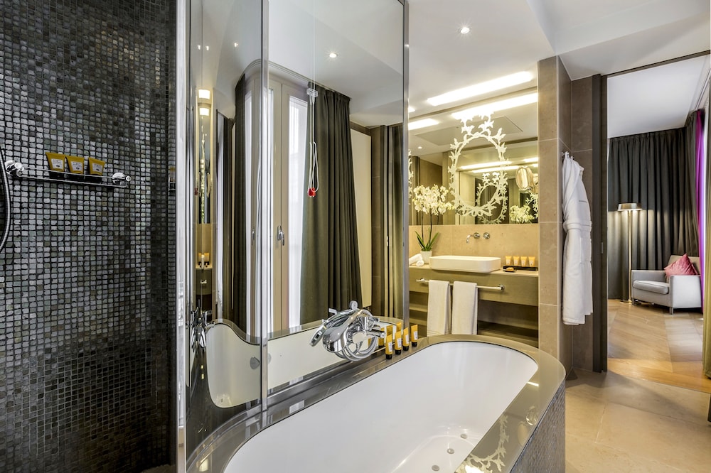 Grand Suite Rosa thumbnail 6