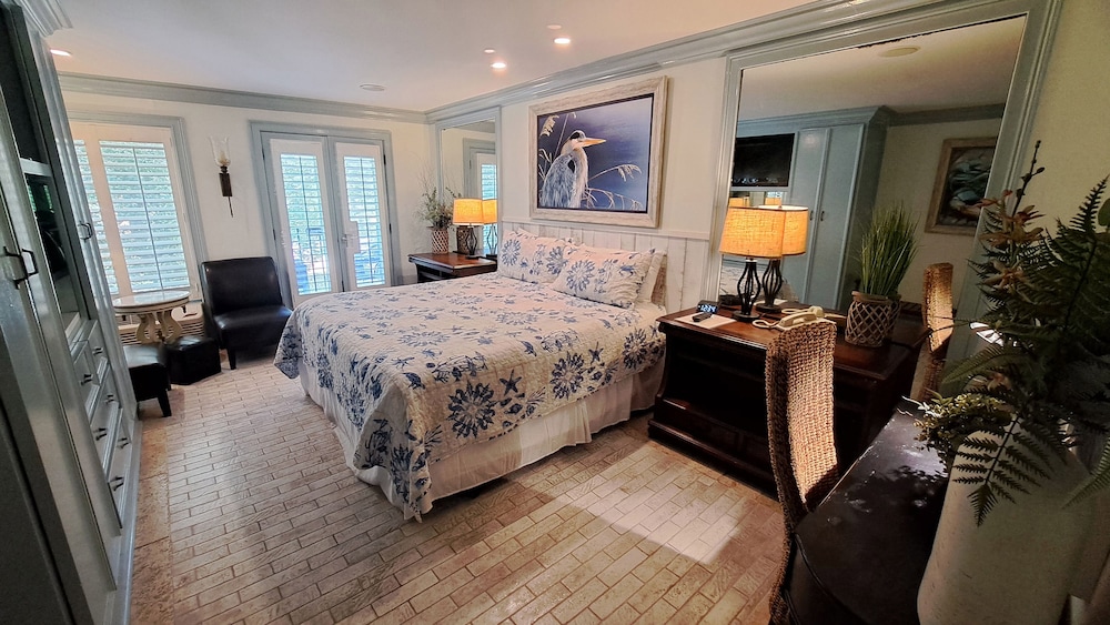 King Room 217