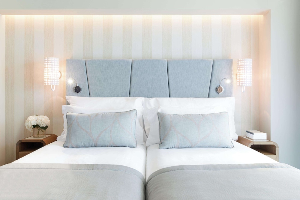 Superior Double Room (Inland View) photo 1