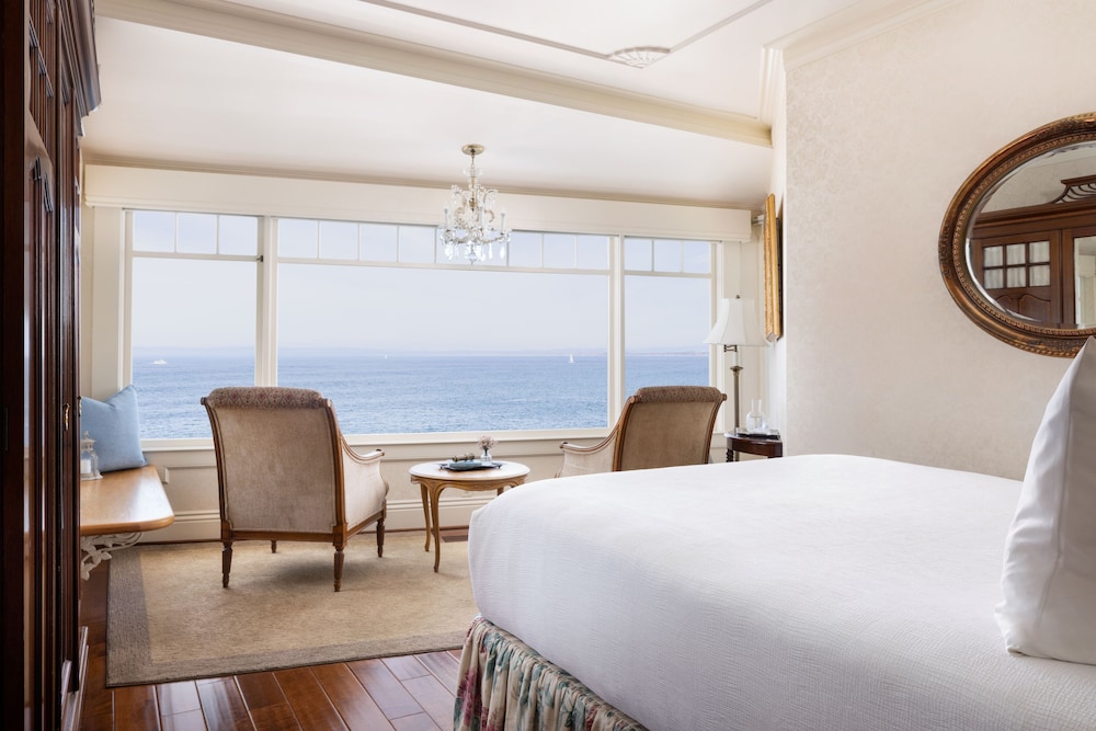 Deluxe Room, 1 Queen Bed, Sea View