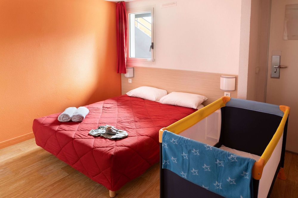 Standard Room, 1 Double Bed - Photo 5