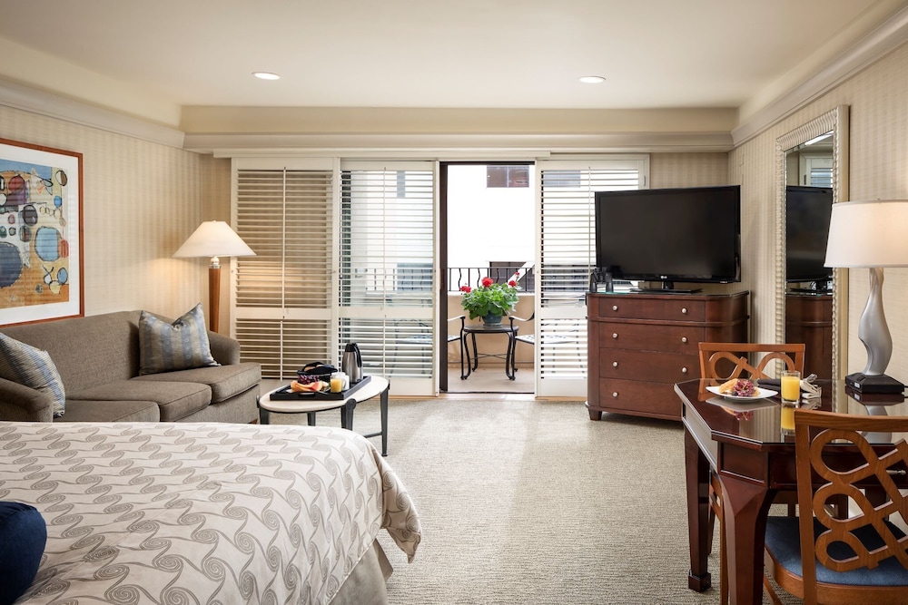 Room, 1 King Bed, Balcony (Cannery Row) - Photo 1
