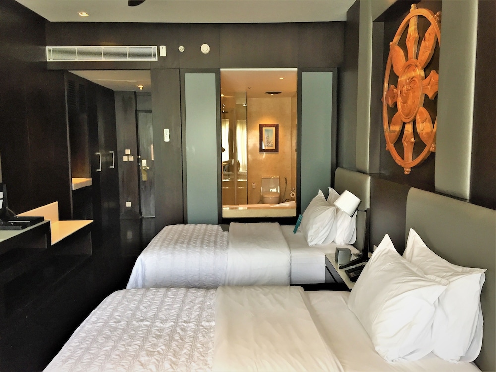 Deluxe Room, 2 Twin Beds, River View photo 2