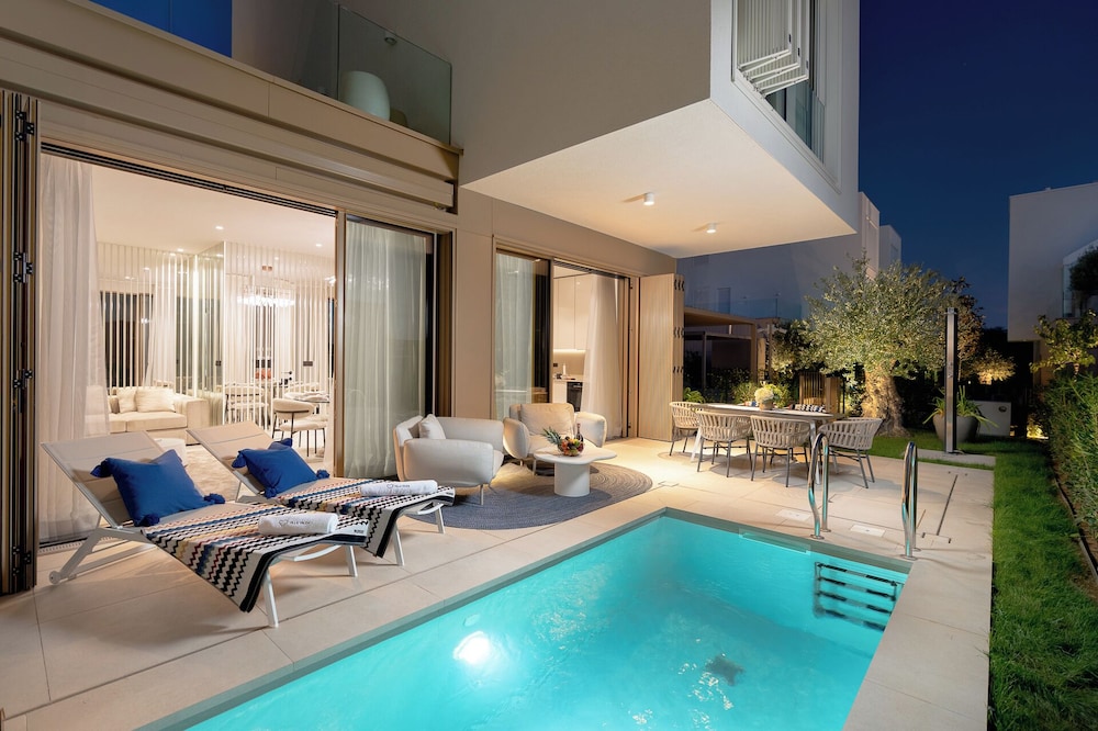 Villa, 4 Bedrooms, Private Pool, Garden View
