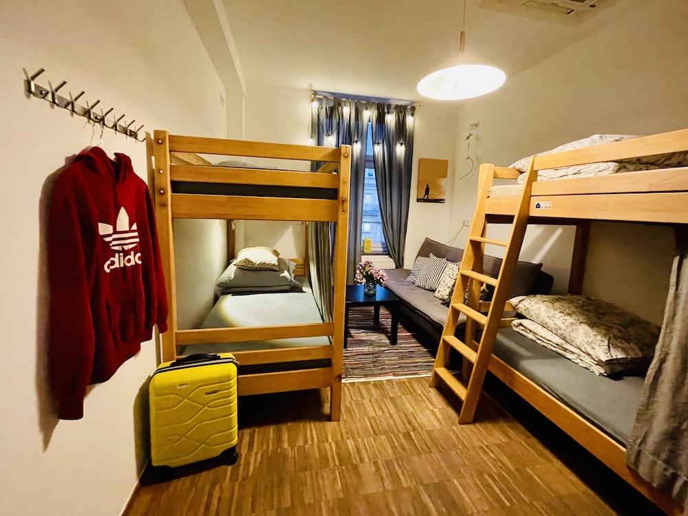 (Individual) Aquarius - Female Only Dormitory (Max 4 people) photo 1