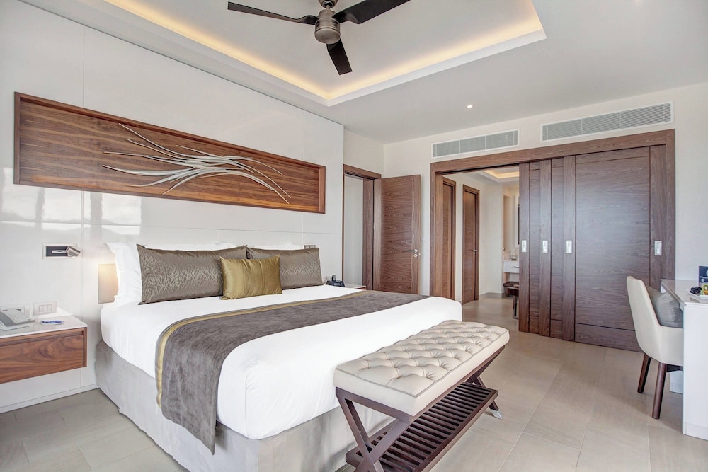 Luxury Penthouse One bedroom suite Ocean view terrace jacuzi Diamond Club - Photo 13