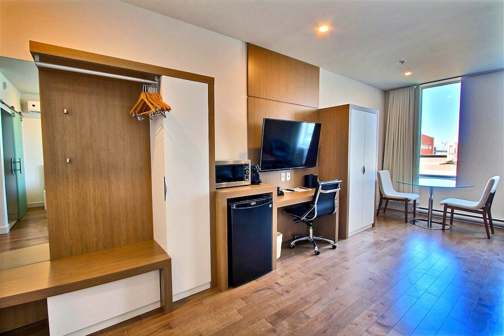 Superior Room, Multiple Beds photo 3